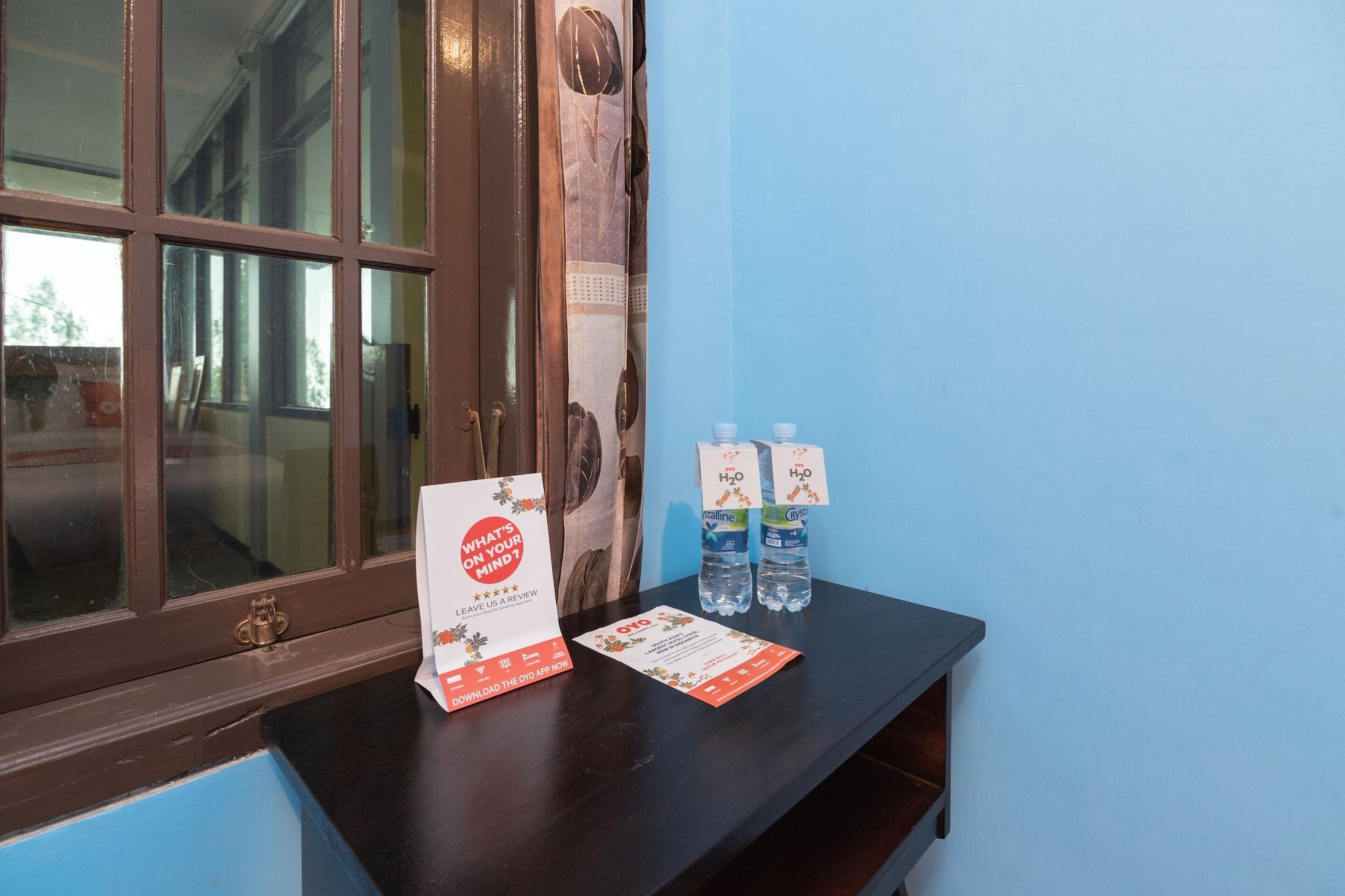 Oyo 1852 Intan Bromo Homestay Pasuruan Eksteriør billede